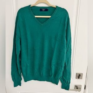 NWOT - J Crew Men’s V Neck Sweater - Size L